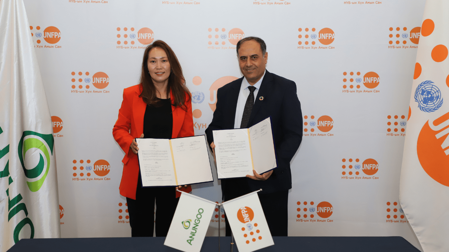 Cooperation agreement signed by Dr Khalid Sharifi, Head of Office of UNFPA Mongolia and Ms.Ts. Khandaa, Executive Director of Anungoo LLC